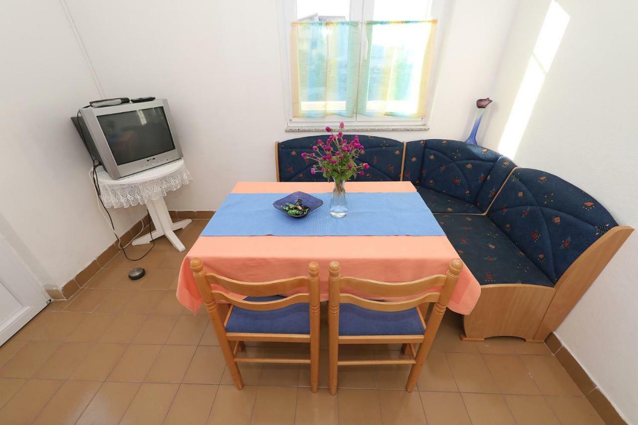 Apartmani Mila باغ المظهر الخارجي الصورة