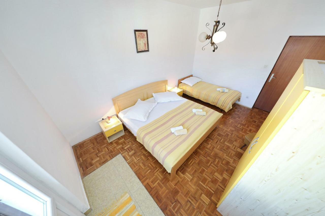Apartmani Mila باغ المظهر الخارجي الصورة